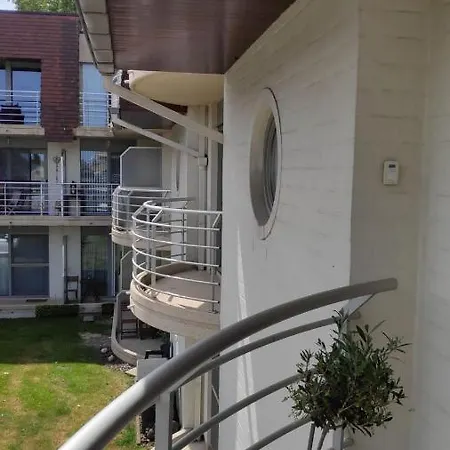 Blutsyde Promenade Encanto