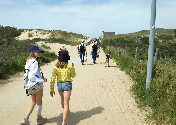 Blutsyde Promenade Encanto 公寓 布列登